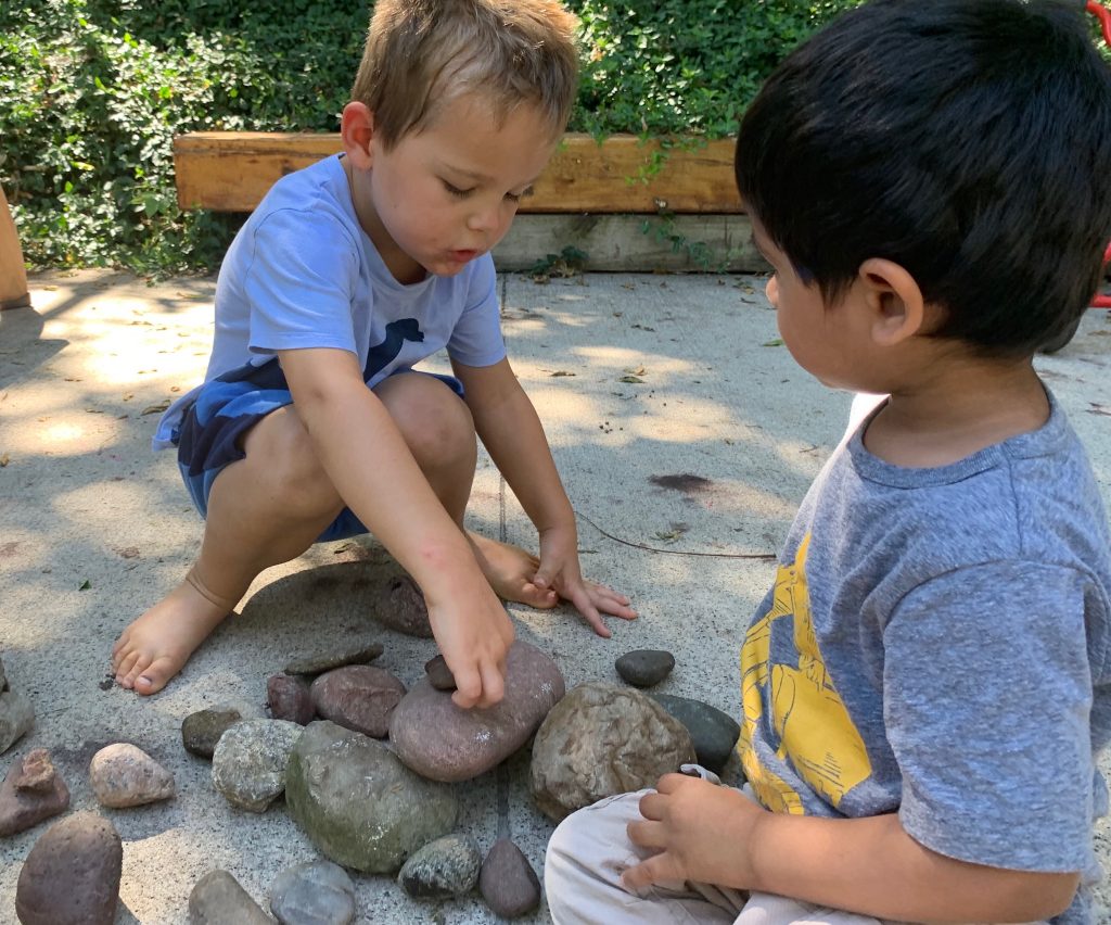 Setting up loose parts play for kids